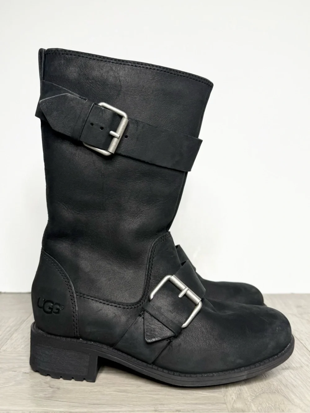 UGG Chancy Black Nubuck Boot 5